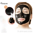 Retirer le masque facial au charbon de bois pour points noirs